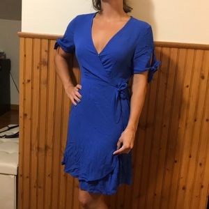 Lulus blue wrap dress ! Never worn ! With tags